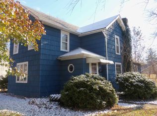1302 S Van Buren St, Auburn, IN 46706