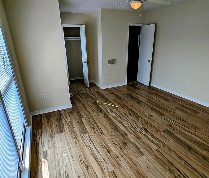 1514 Lakeview Ave — Photo 6