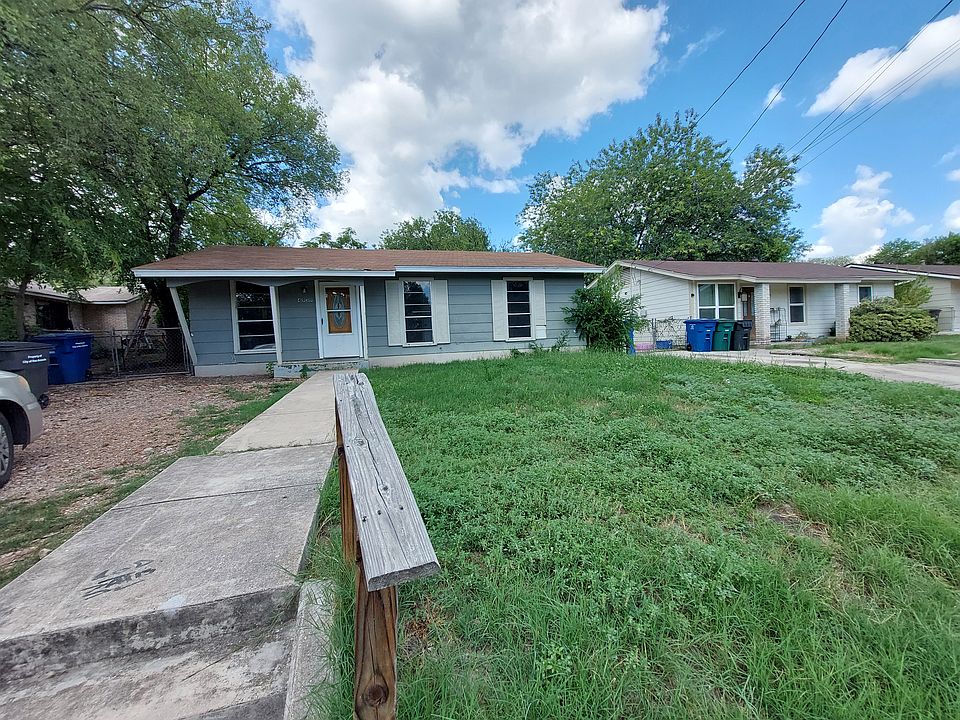 1st image of 4939 Ivanhoe St