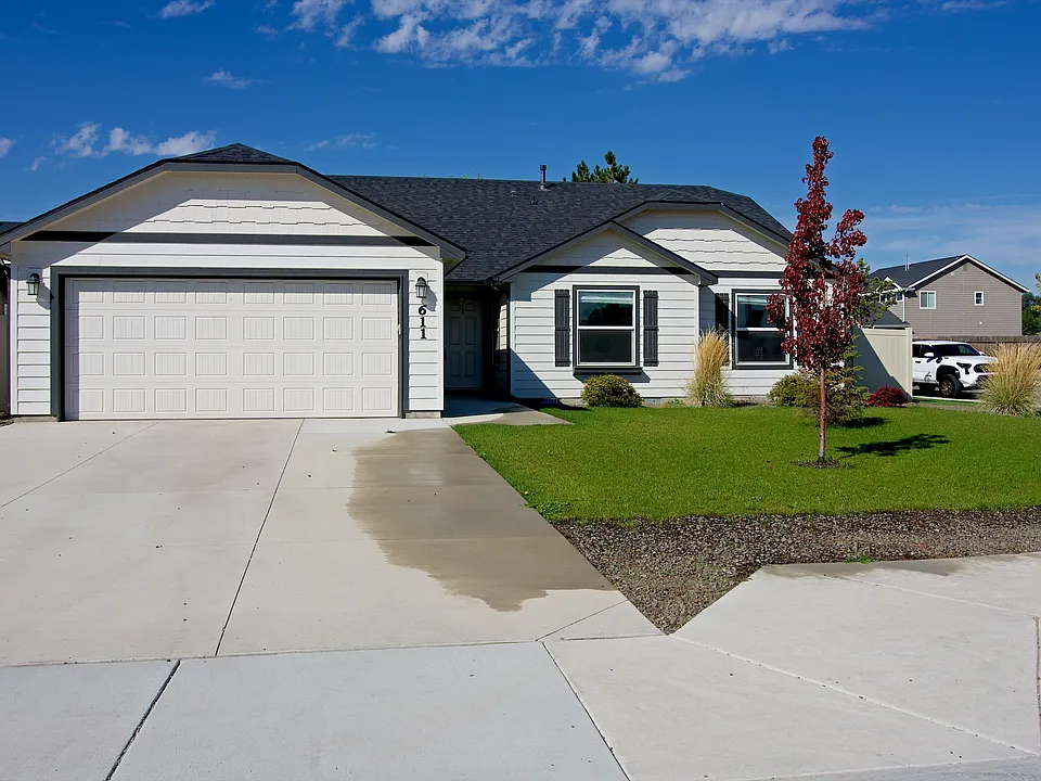 611 Correa Way