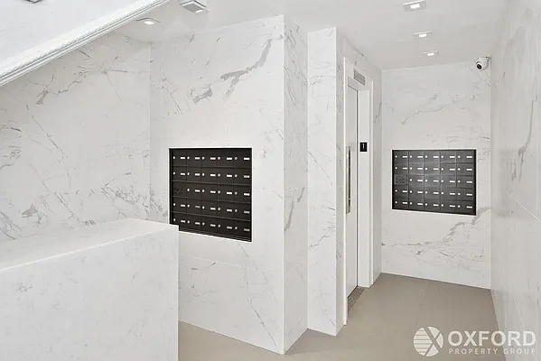 Rented by Oxford Property Group | media 19