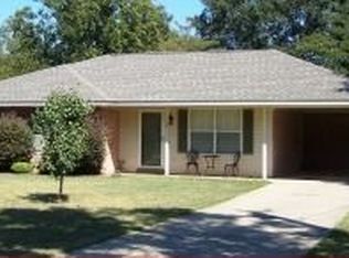 29 Honeysuckle Dr, Steens, MS 39766