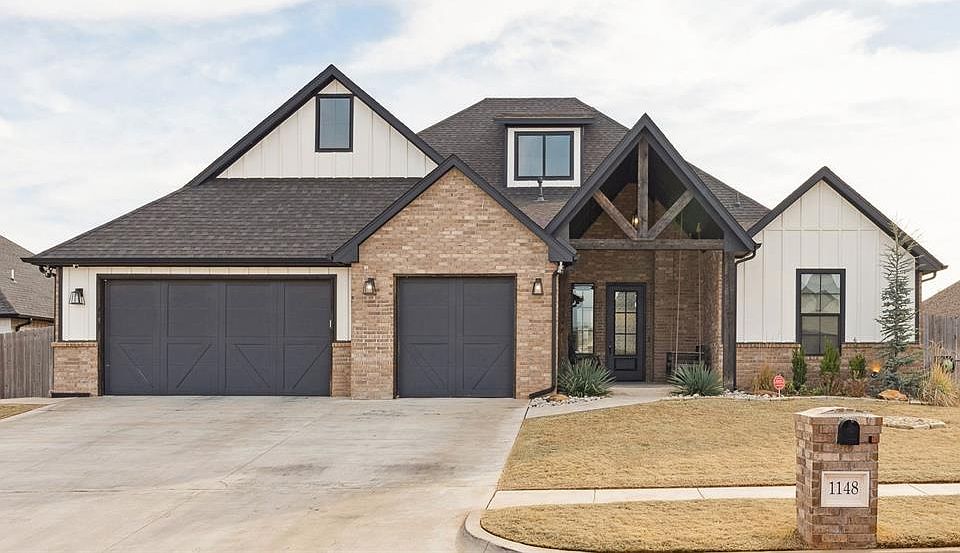 1st image of 1148 Colonial Ave