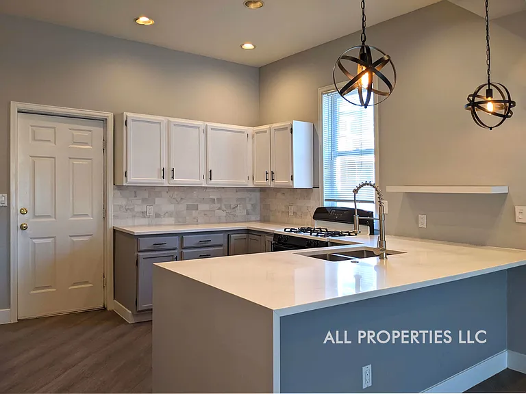 123 E Bayaud Ave — Photo 23