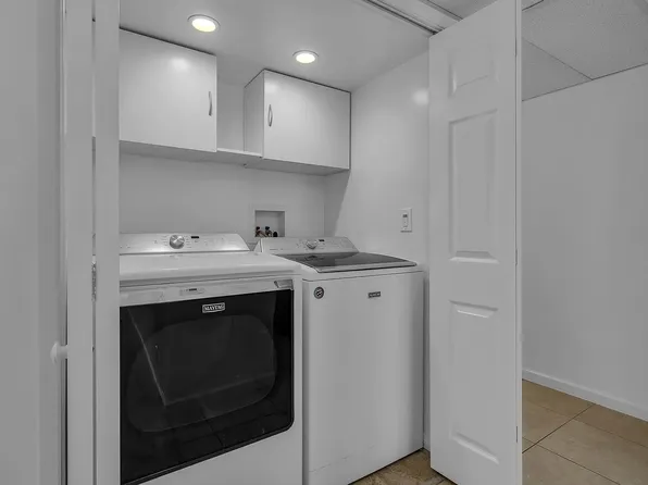 1946 Selby Apartments