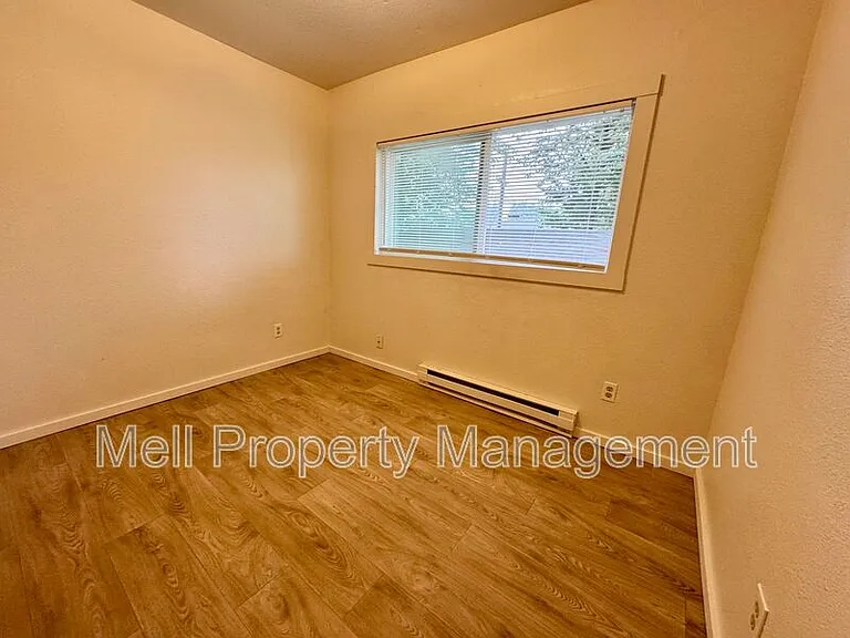 315 Main St #A — Photo 12