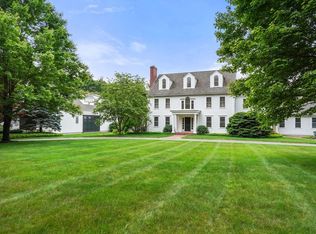 10 Queen Anne Rd, Hopkinton, MA 01748