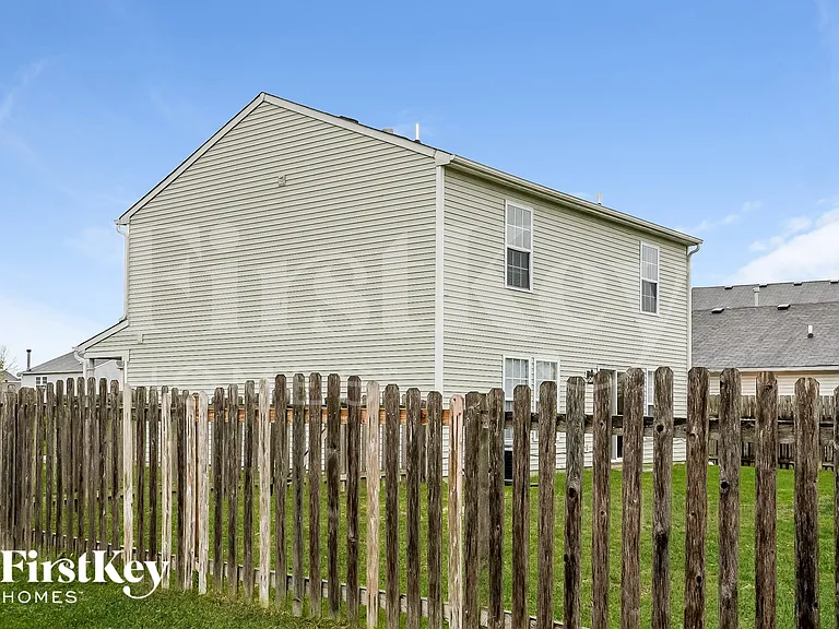 6140 Monteo Dr — Photo 14