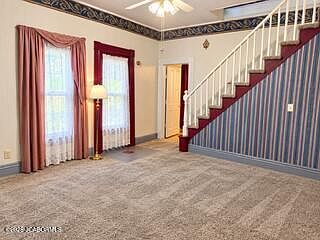 2nd image of 610 Old Rd W