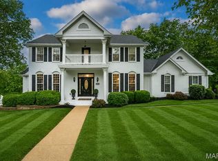 2437 Powders Mill Dr, Chesterfield, MO 63005