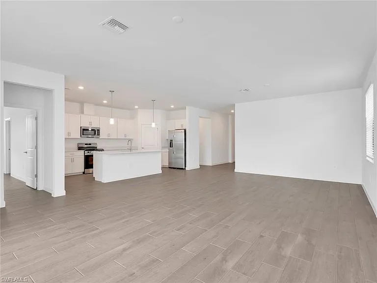 19228 Gentry Pl — Photo 8