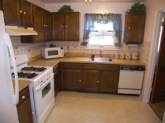 4th image of 67 Troumaka St