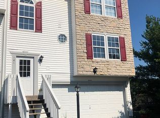 101 Cathedral Ct, Carnegie, PA 15106
