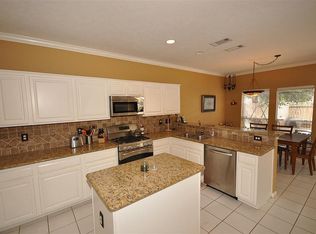 1291 El Camino Village Dr, Houston, TX 77058