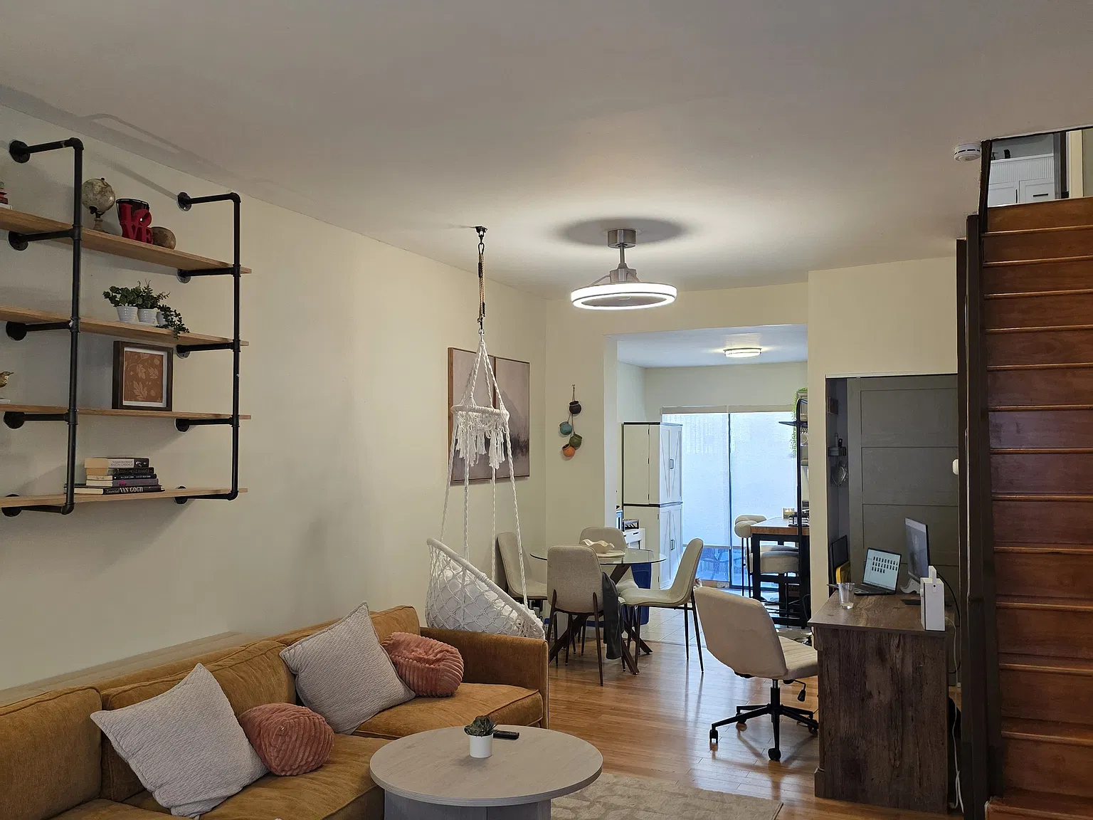 2 bed, 1379 sqft, $3,250 — Photo 4