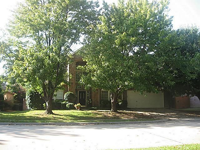 1st image of 10913 Alexandria Dr