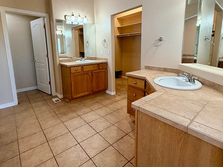 18515 Peaceful Pines Rd — Photo 21