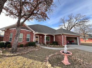 3203 Stone Creek Dr, Ardmore, OK 73401