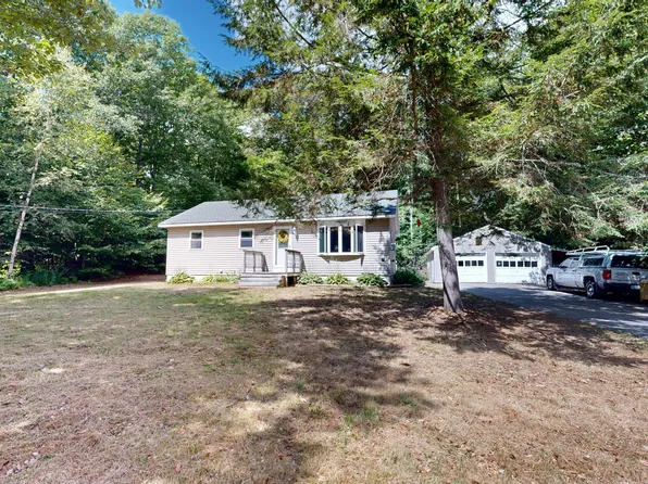 21 Pamela Drive, Winthrop, ME 04364
