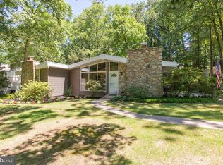 2225 Willow Brook Dr, Huntingdon Valley, PA 19006