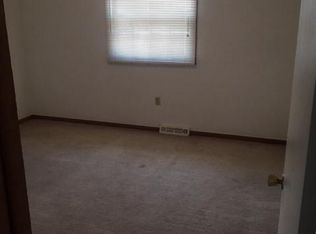1327 W 33rd St, Erie, PA 16508