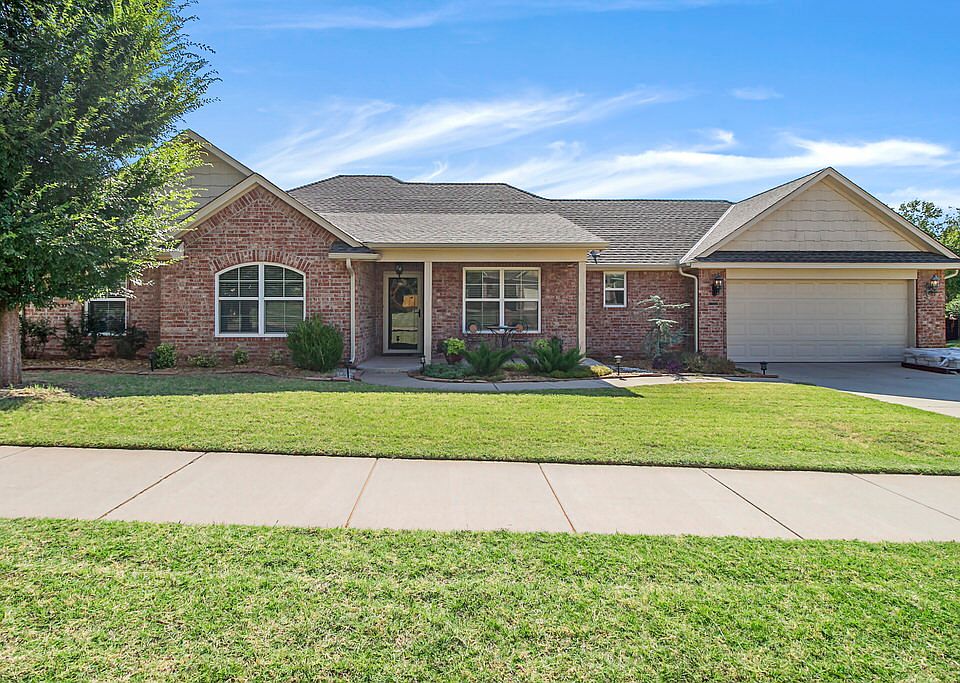 1st image of 16308 Old Elm Ln