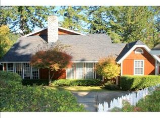 5925 Mercer Lake Rd, Florence, OR 97439