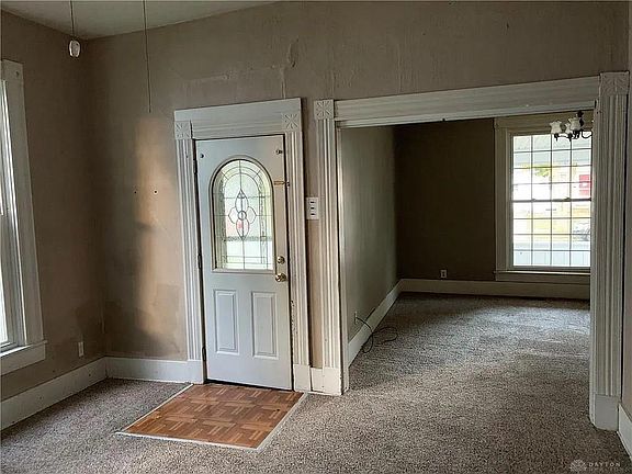 4th image of 411 Euclid Ave