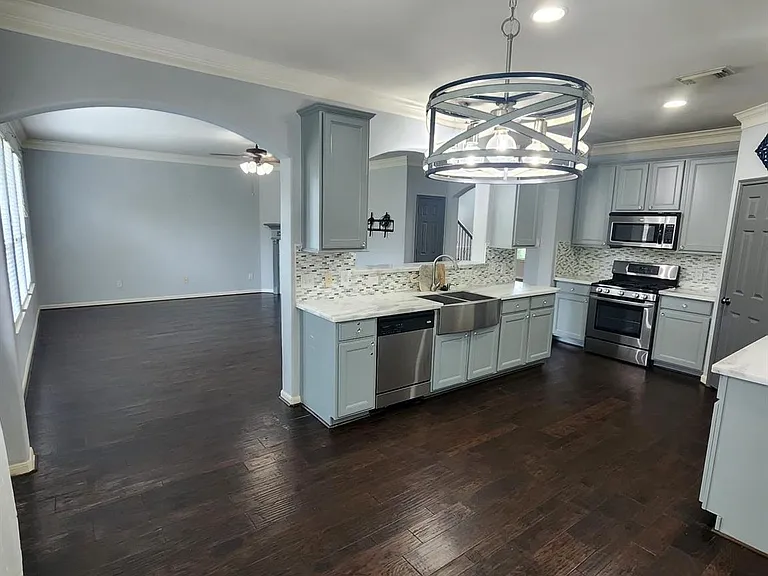 16935 Jelly Park Stone Dr — Photo 9