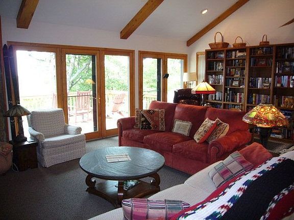2nd image of 119 Dogwood Ln