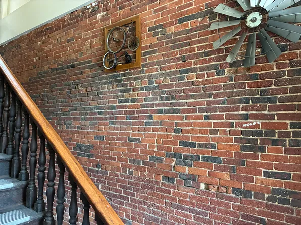 348 Main St, Southbridge, MA