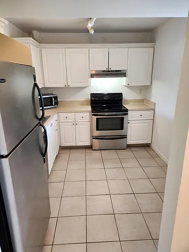 731 N Pine Island Rd #402 Photo 1