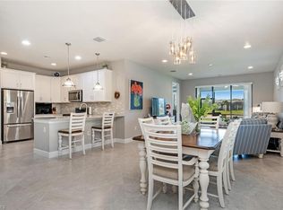 7651 Jacaranda Ln, Naples, FL 34114