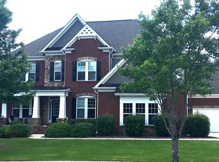 7039 Blue Sky Dr, Locust Grove, GA 30248