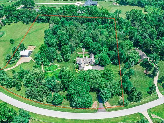 3rd image of 5841 Penwood Dr