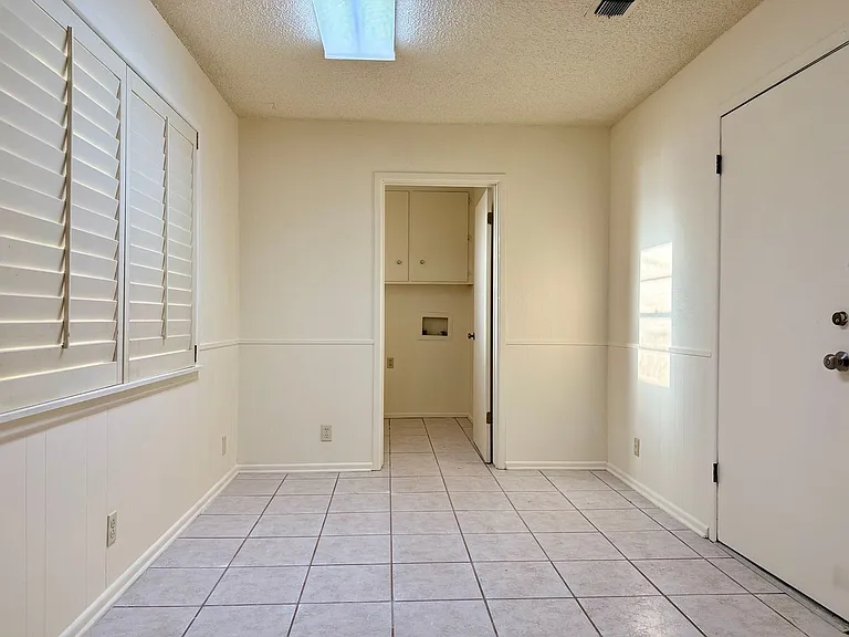 2213 Culver Dr — Photo 10
