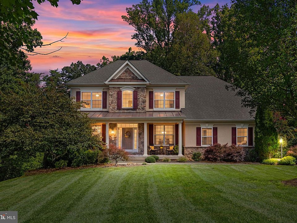 1st image of 2 Janney Ln