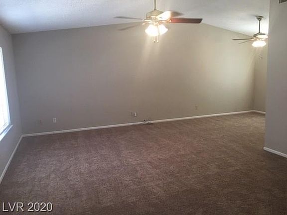 3rd image of 1473 Amapola Dr