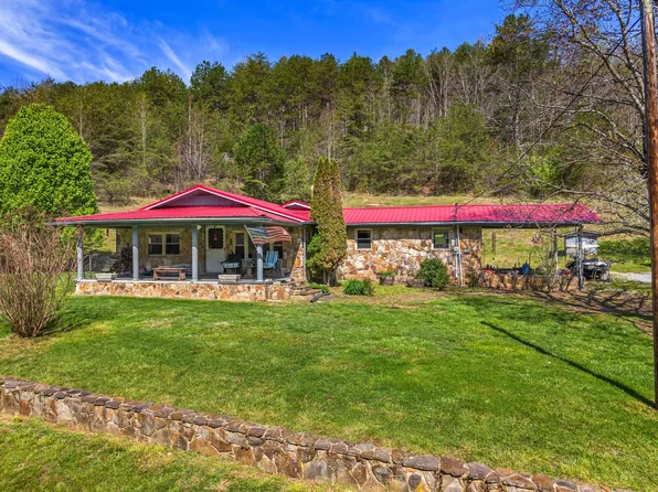 2622 Snake Hollow Rd, Sneedville, TN 37869