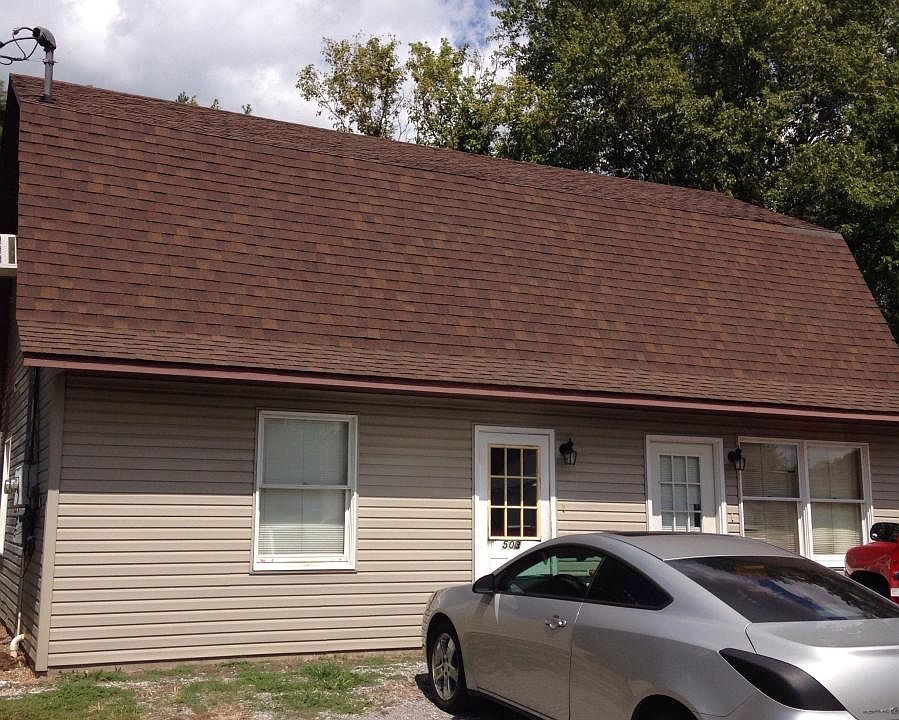 1st image of 503 W Washington St