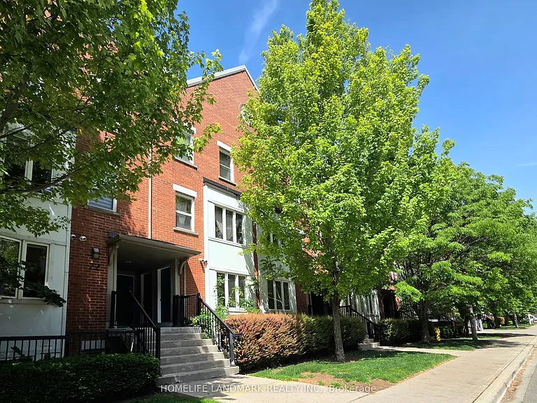 74 Munro St #2 — Photo 37