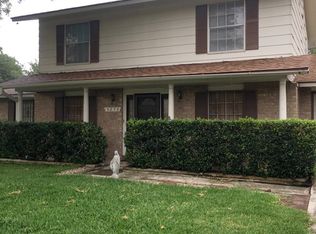 5278 Round Table Dr, San Antonio, TX 78218