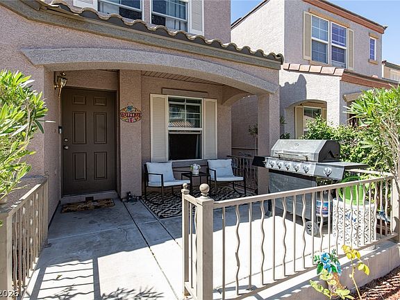 4th image of 9155 McGinnis Ave
