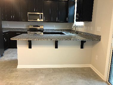 1st image of 557 Richmond Dr
