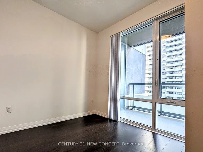 50 Dunfield Ave #1820 — Photo 3
