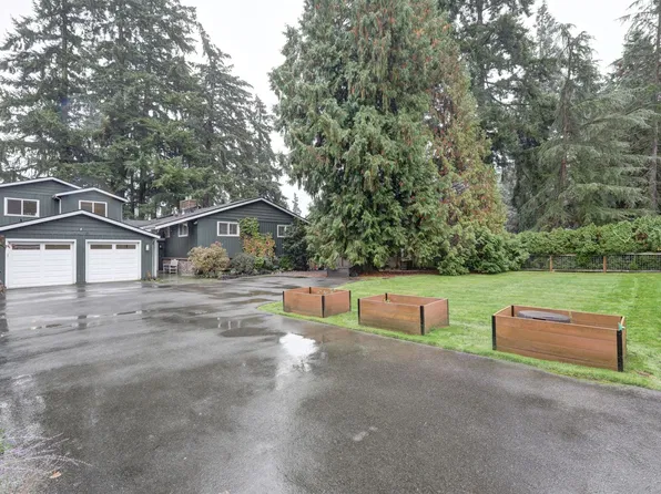 4670 91st Ave SE, Mercer Island, WA 98040