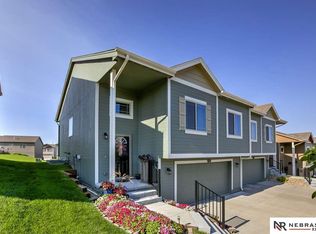 16317 Browne St, Omaha, NE 68116