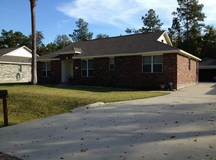 626 Spring Forest Dr, Conroe, TX 77302