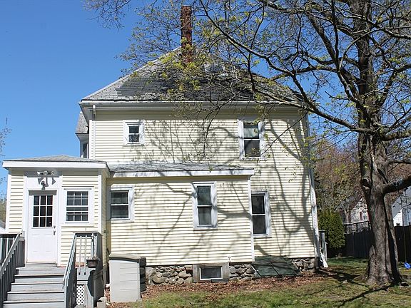 4th image of 298 Woburn St