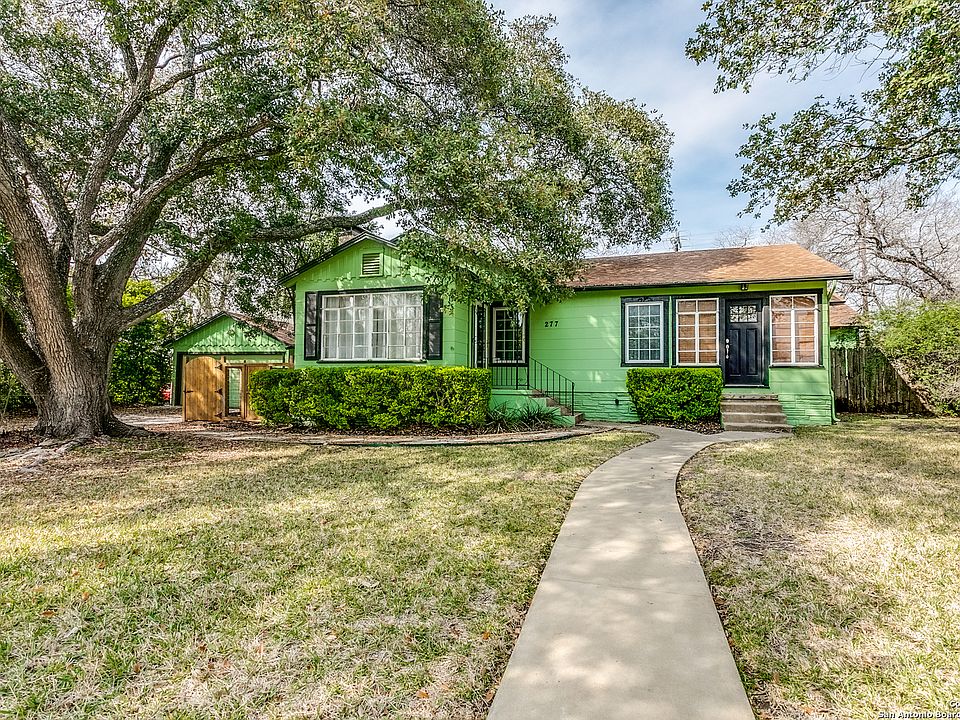 1st image of 277 E EDGEWOOD PL